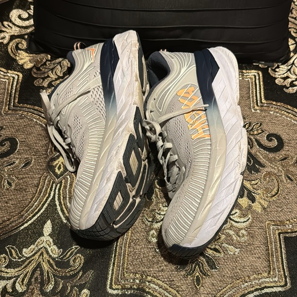 HOKA Women’s Bondi 7 Lunar Rock - Picture 2 of 8